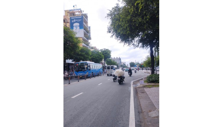 Ngộp khu Thiên Phước - 64m2  - HXH ngủ trong nhà - 2 tầng